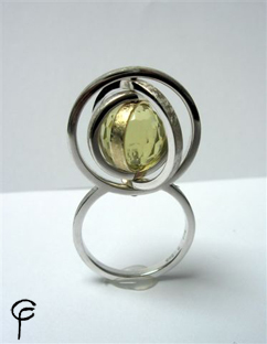 Um Fassung ringen Um Fassung ringen